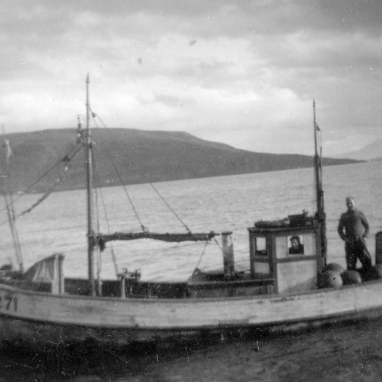 Haukur TH 271. Eign Þórhalls á Finnastöðum 1932-1942. Var í bókum með einkennisstafina TH 215