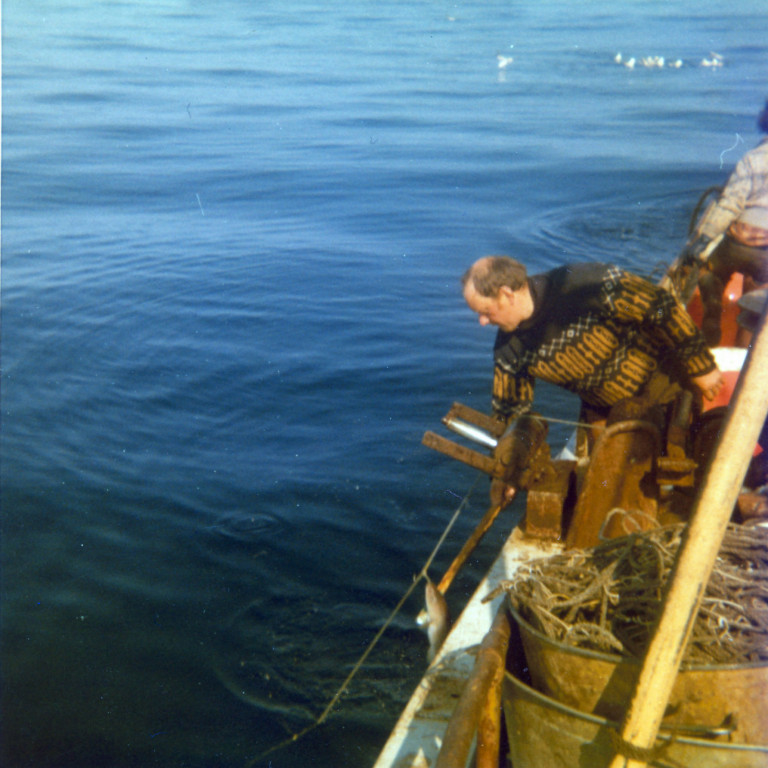 Jakob Þorsteinsson skipstjóri á Frosta með gogginn