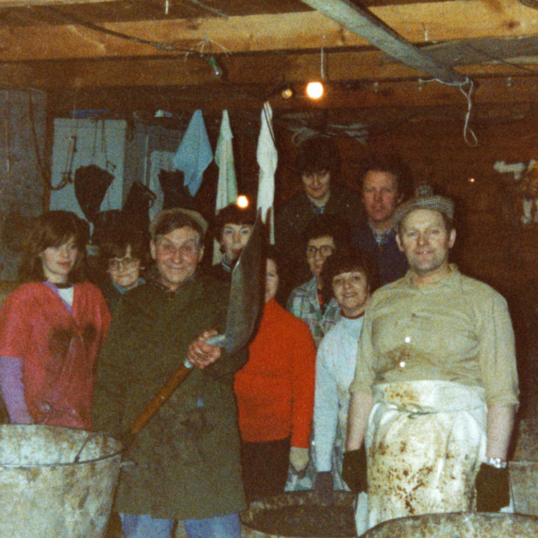 Elísabet Ragnarsdóttir, Guðríður Guðmundsdóttir, Vernharður Oddgeirsson, Hildigunnur Jónsdóttir, Anna Margrét Bjarnadóttir, Jóhann Oddgeirsson, Gíslína Stefánsdóttir, Hjördís Ísaksdóttir, Gunnar Stefánsson, Oddgeir Ísaksson