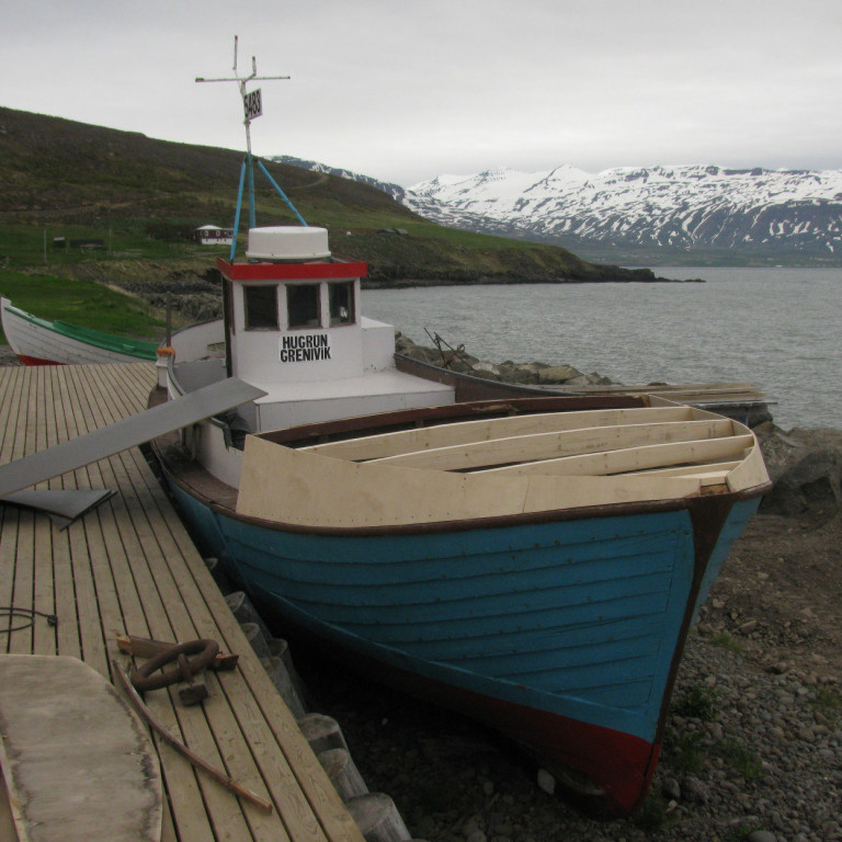 Nýr hvalbakur að koma á Hugrúnu sumarið 2016.