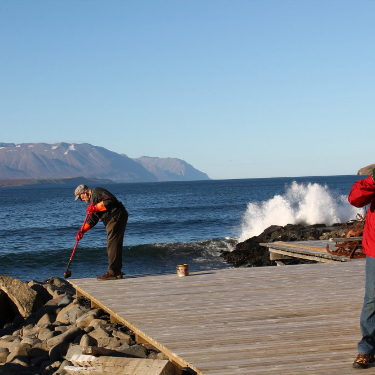 Borið á pallinn 7. október 2015